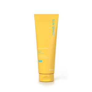 Linha solar para cabelo Versum com shampoo, máscara e óleo protetor